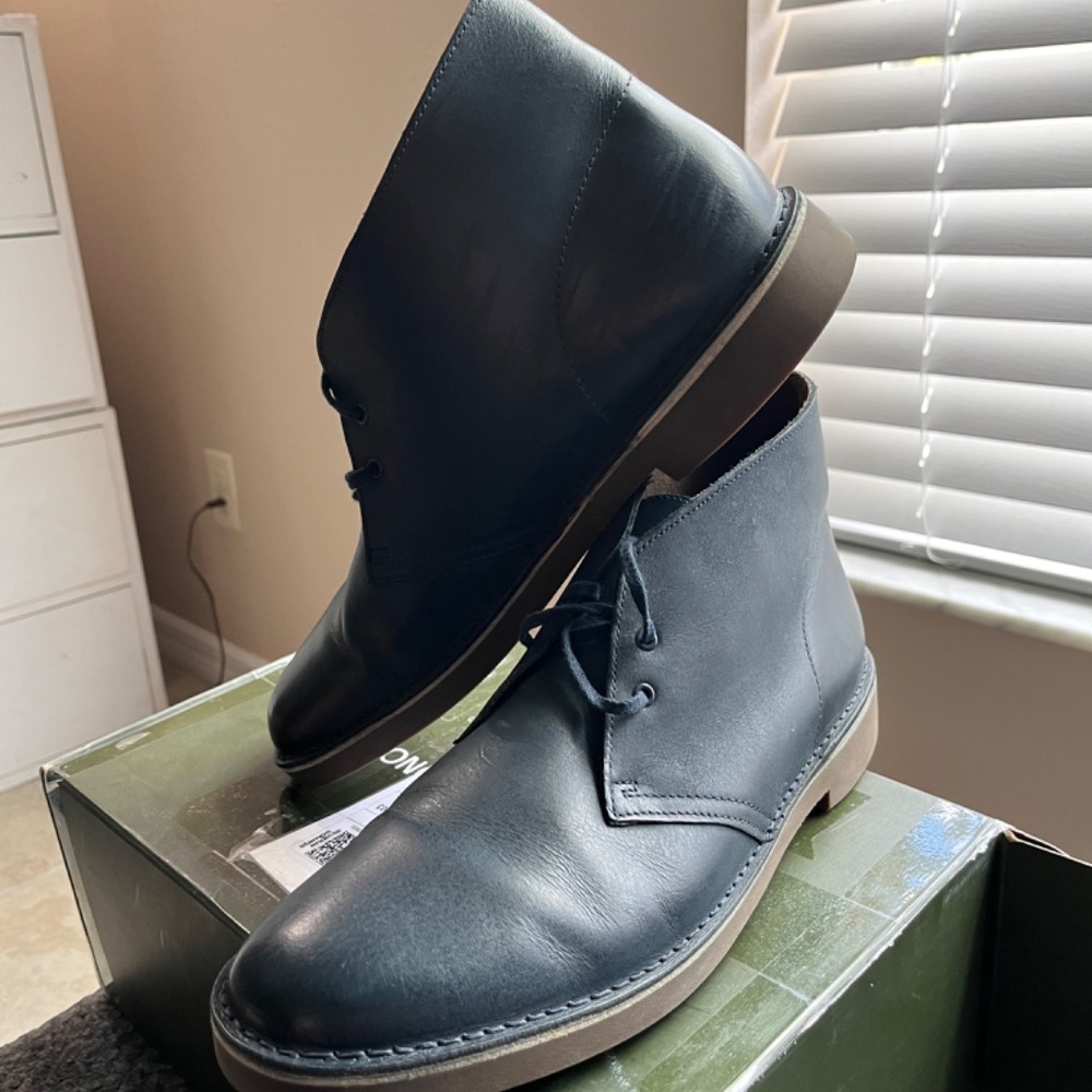 Clarks Desert Boots - Men Chukka - Navy Blue Leather- US12 Like New